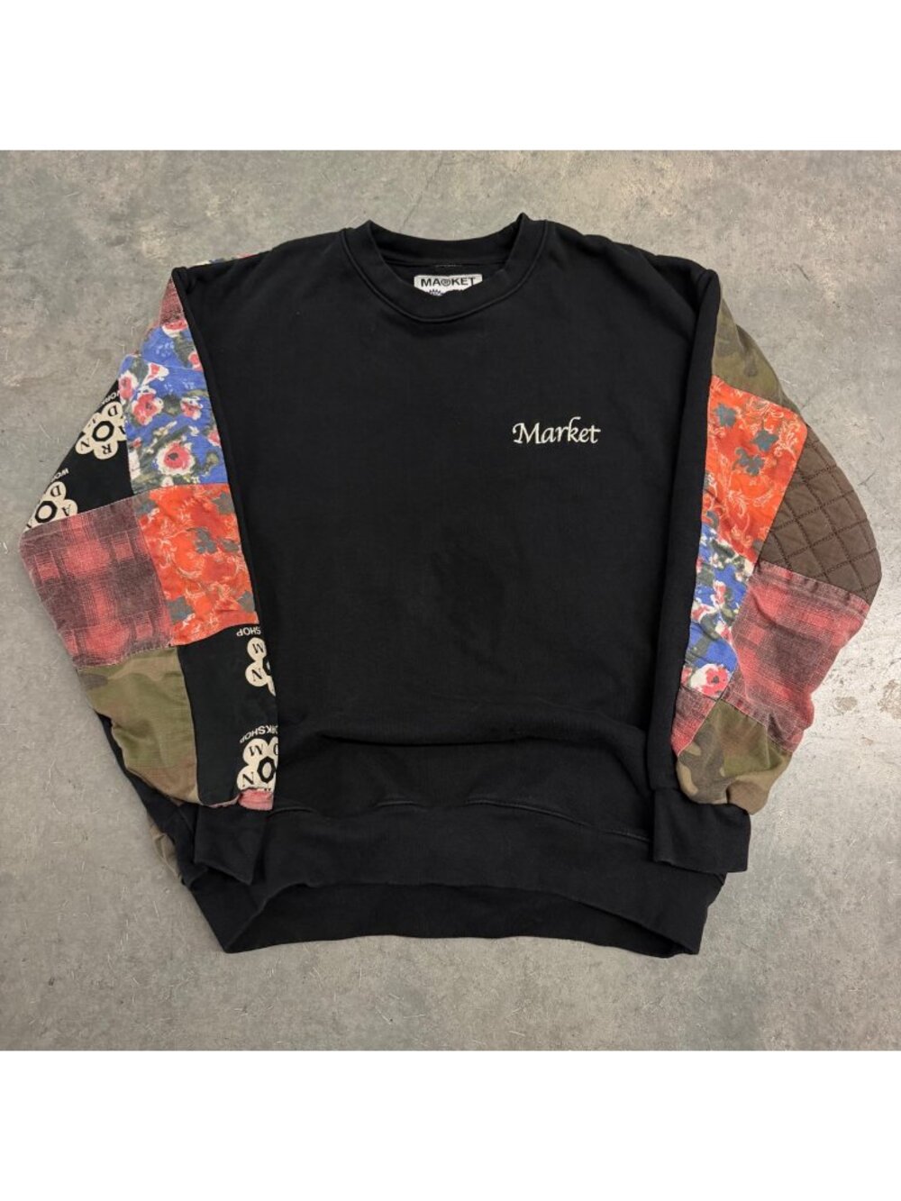Market Patchwork Sleeve Sweatshirt Crewneck Size M